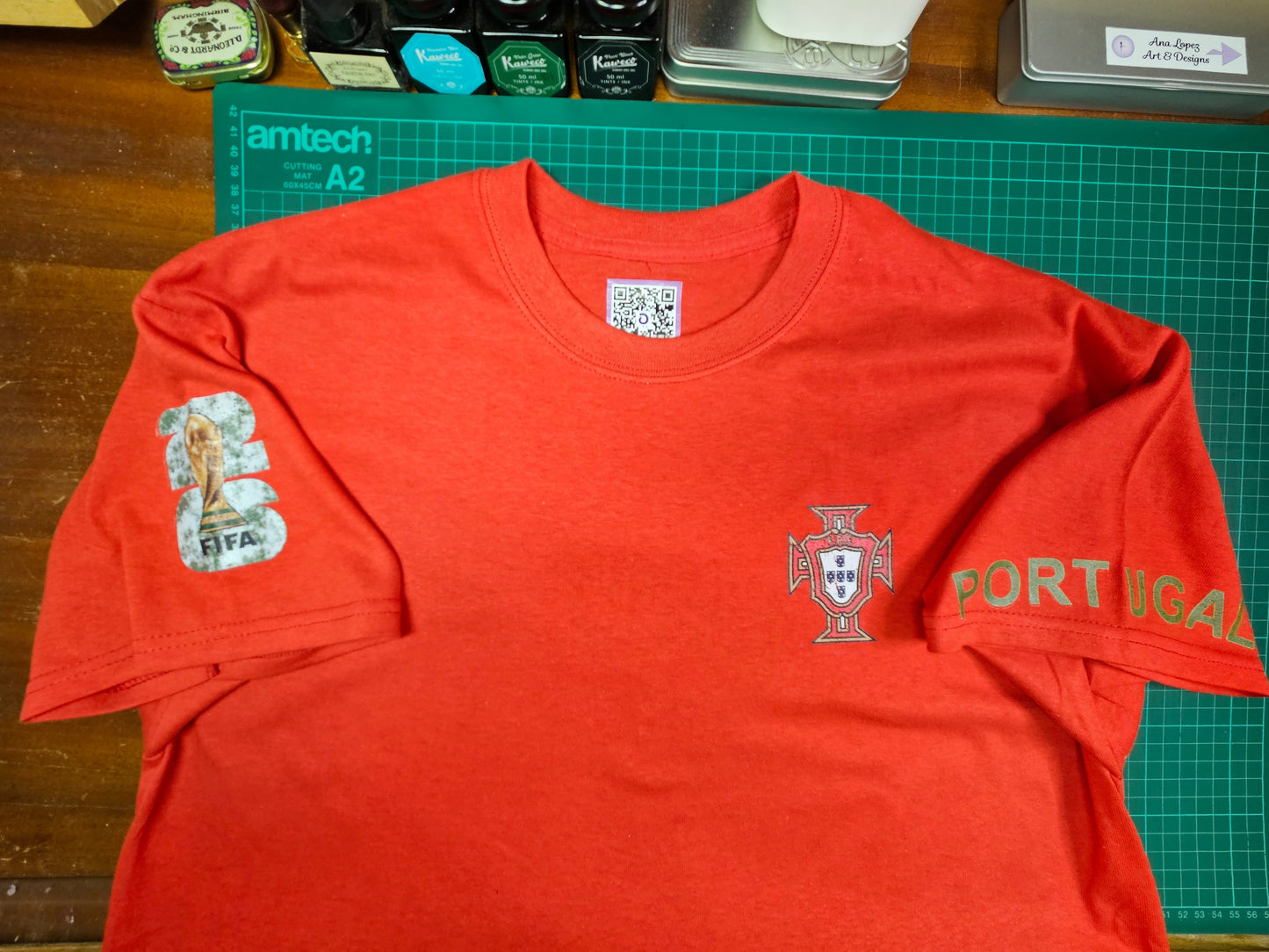 Portuguese Football badge Iron on for Garments 8 x 6 cm. To apply with a heat press or iron at home