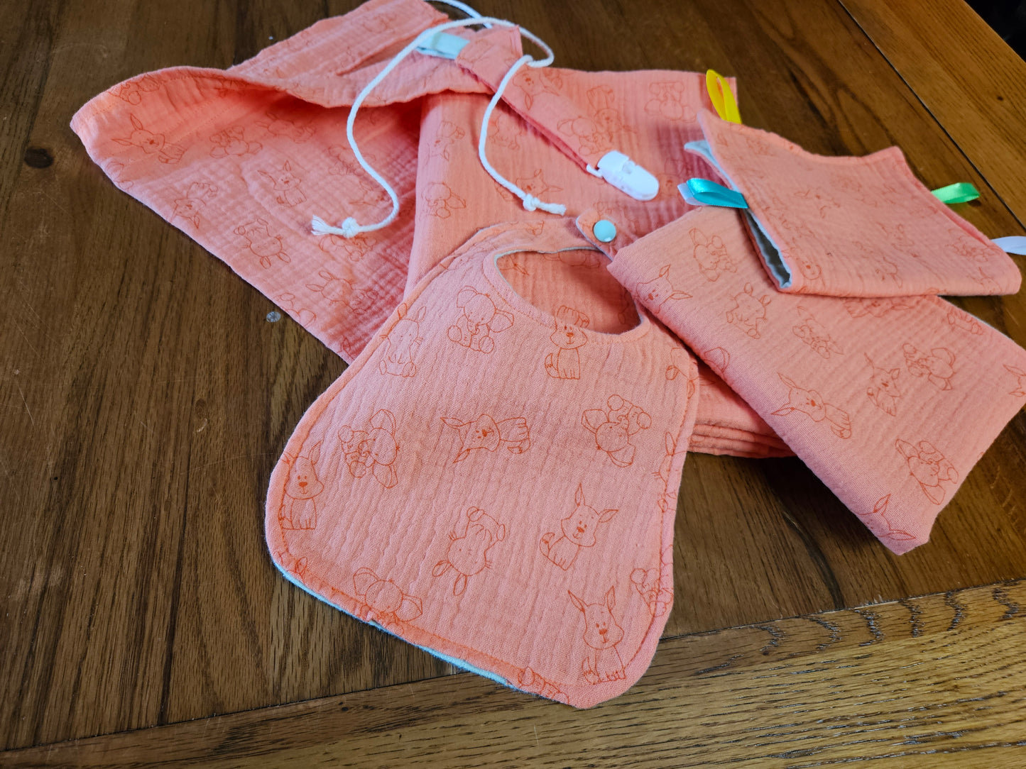 New Mum Gift Box - New-Born Kit with a swaddle, Burp Cloths, Bib, Soother Holder, and Bag