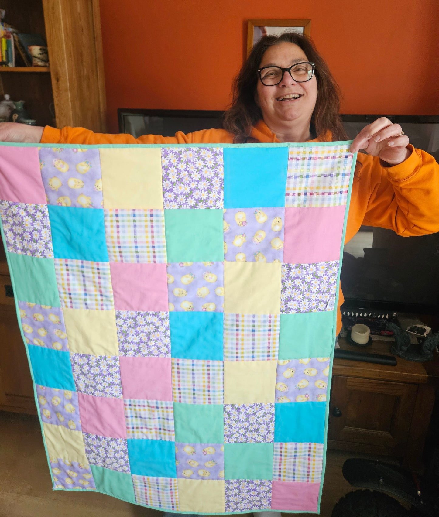 Pre-Cuts Kits for a Blanket / Throw / Quilt. Top quilt or Full Kit.  Chicks and daisies on print fabrics for the baby, toddler, adults, camping.