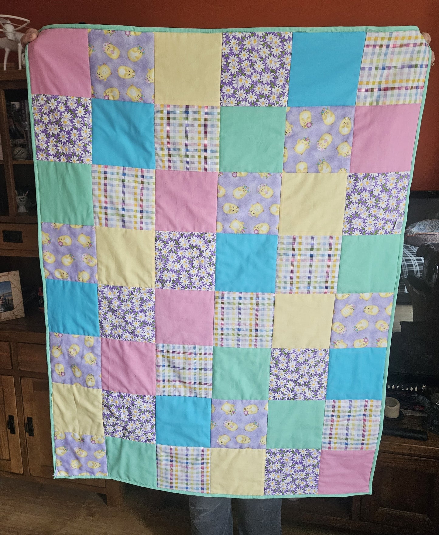 Pre-Cuts Kits for a Blanket / Throw / Quilt. Top quilt or Full Kit.  Chicks and daisies on print fabrics for the baby, toddler, adults, camping.