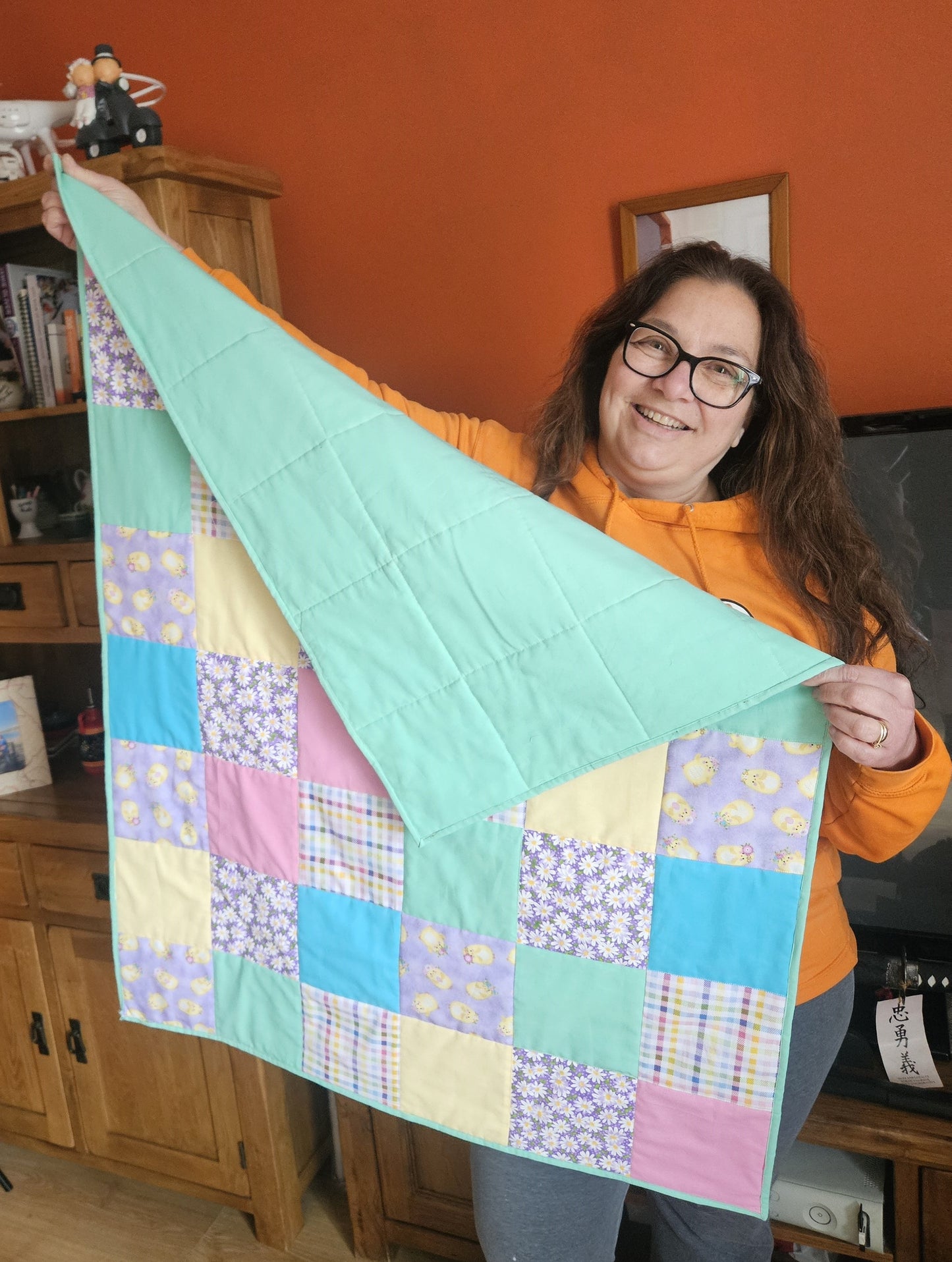 Pre-Cuts Kits for a Blanket / Throw / Quilt. Top quilt or Full Kit.  Chicks and daisies on print fabrics for the baby, toddler, adults, camping.