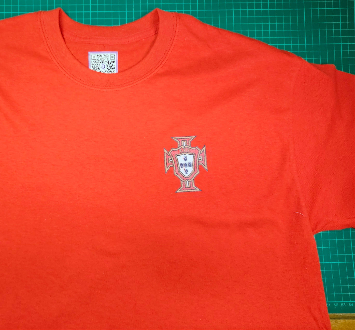 Portuguese Football badge Iron on for Garments 8 x 6 cm. To apply with a heat press or iron at home