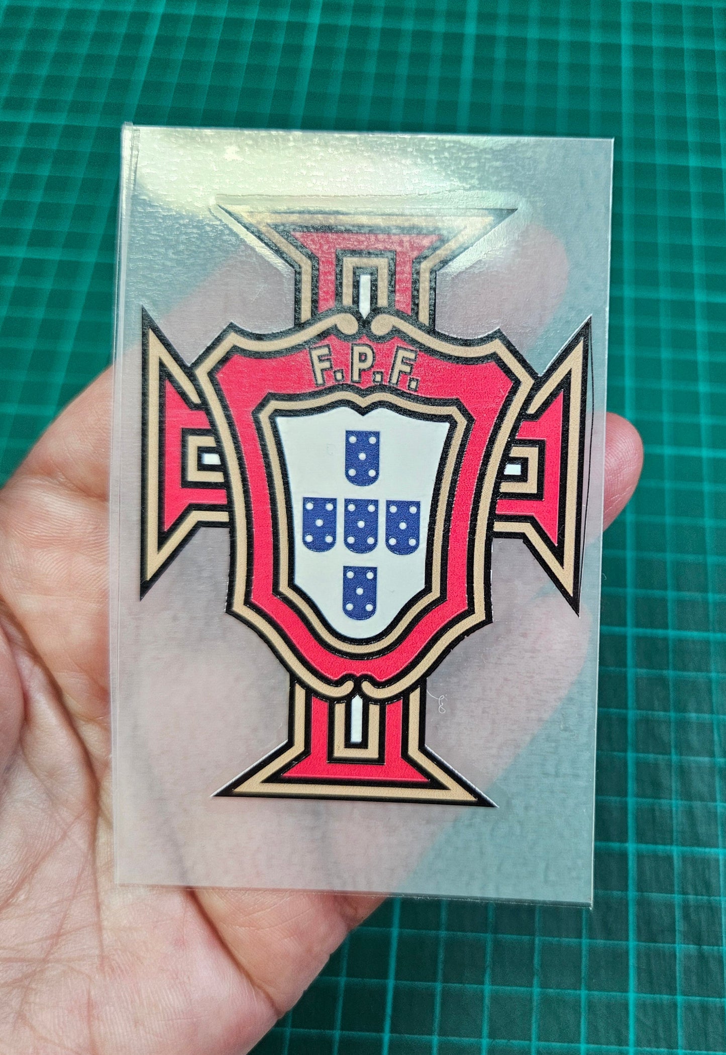 Portuguese Football badge Iron on for Garments 8 x 6 cm. To apply with a heat press or iron at home