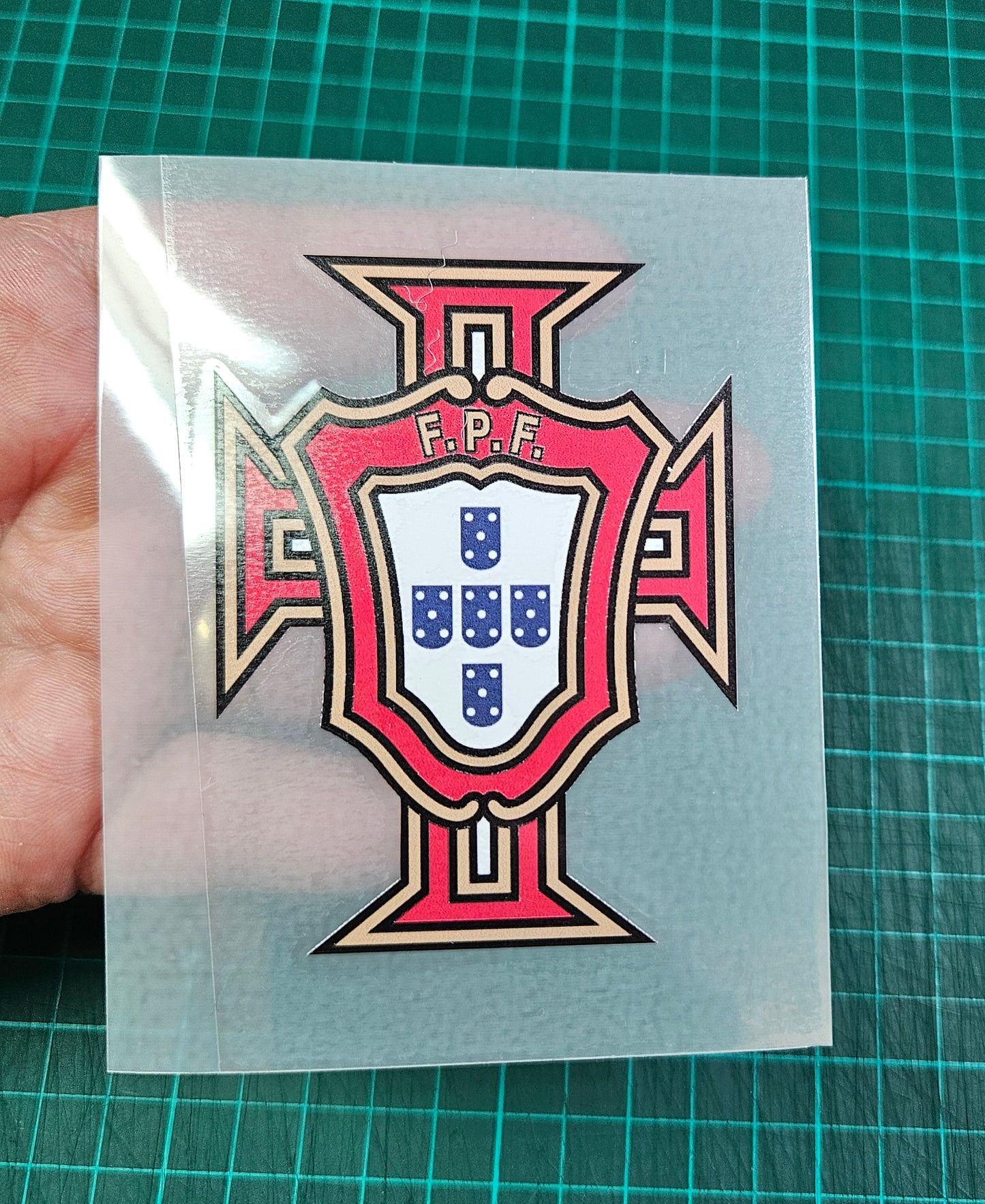Portuguese Football badge Iron on for Garments 8 x 6 cm. To apply with a heat press or iron at home