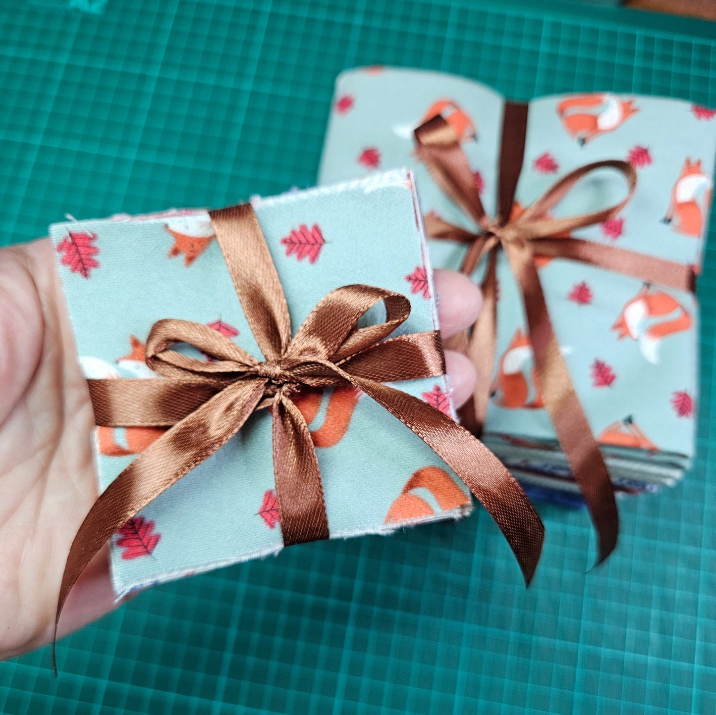 Fat Quarter Bundle - Country Comforts Flannel - Fabrics collection by Lewis & Irene