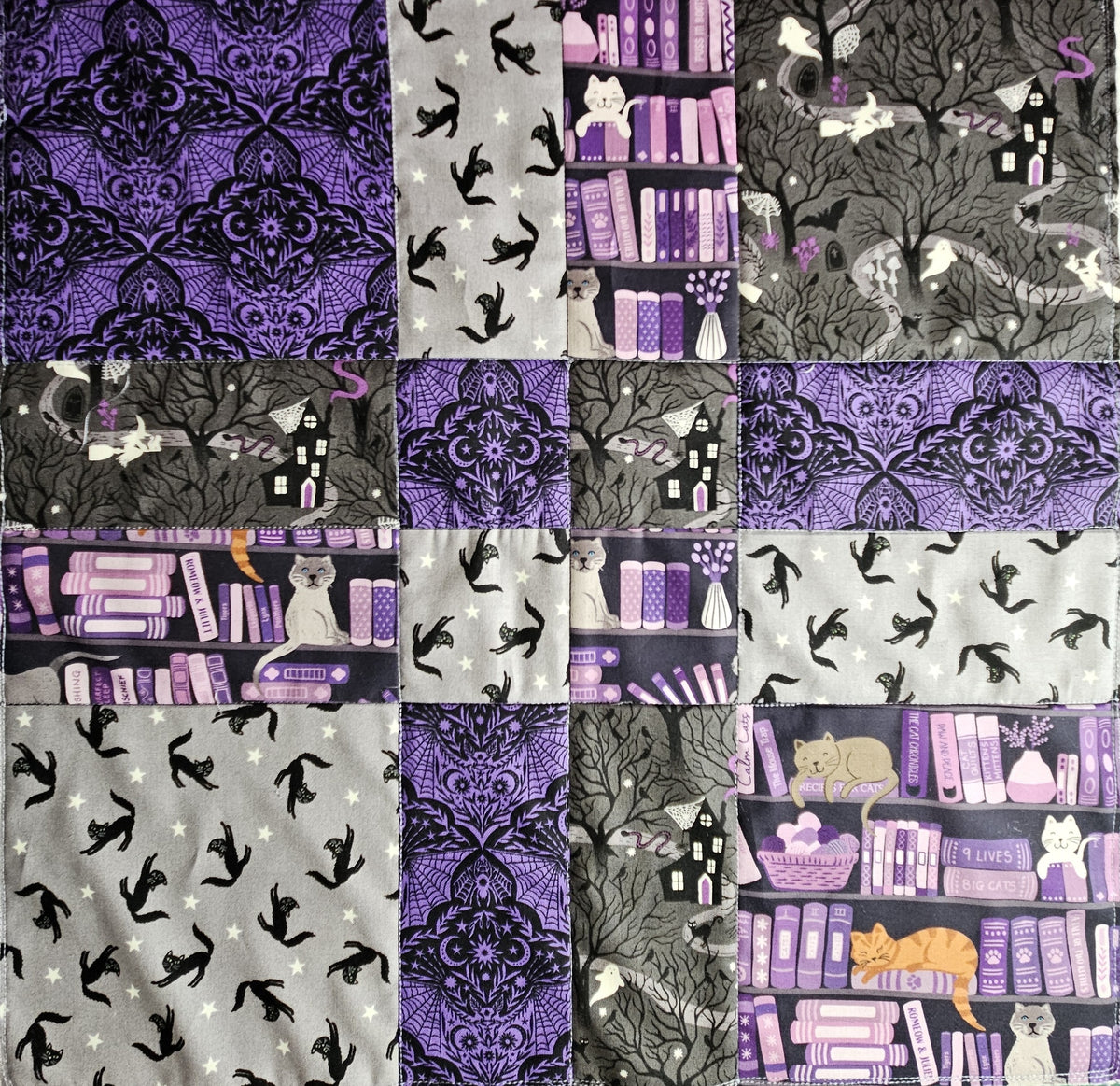 Pet - Baby Quilt Kit - Halloween & Cats. All included. Size 27.5" X 27.5"