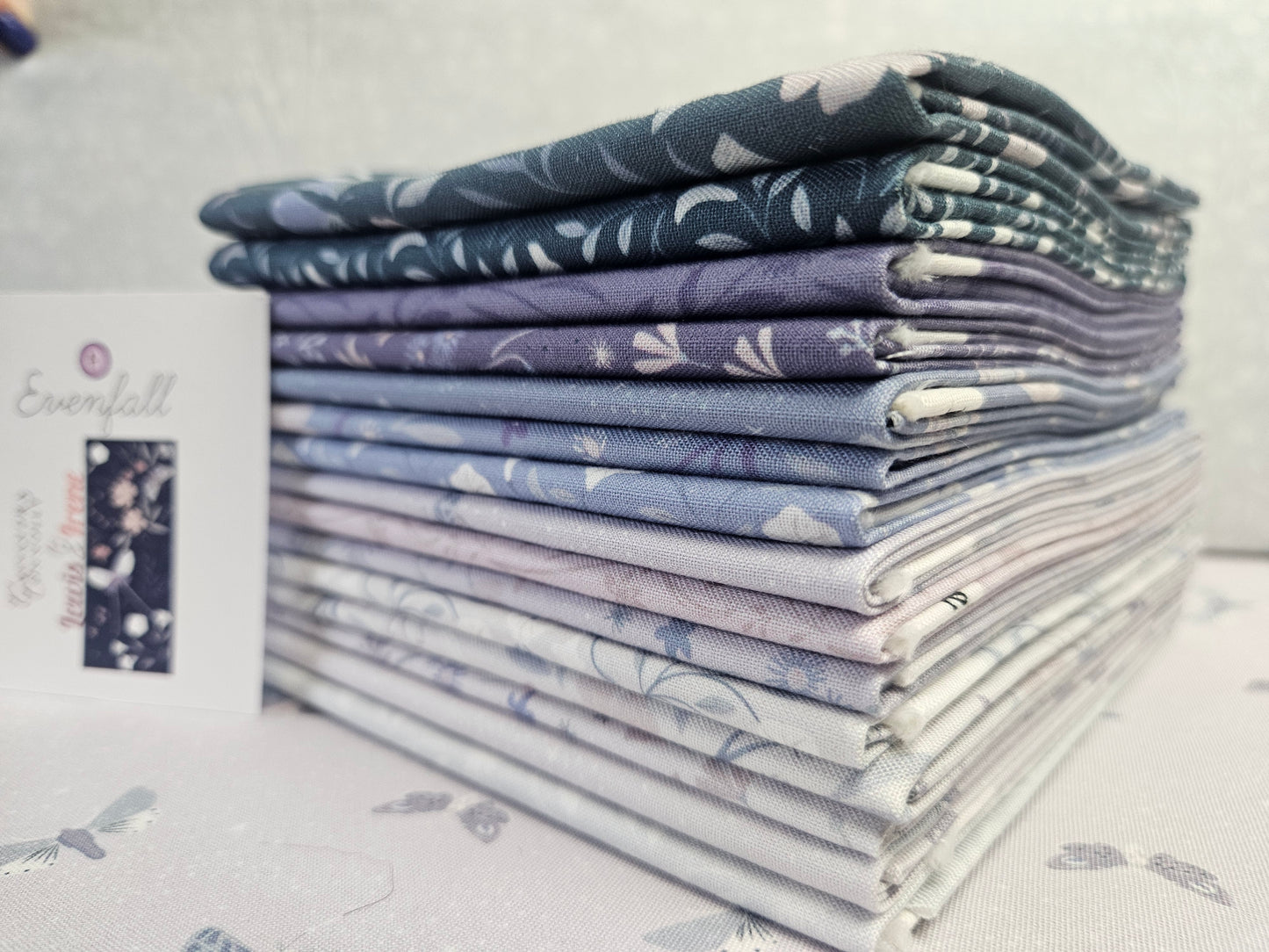 Evenfall Twilight - Pale Misty Lilac - Fabrics collection by Cassandra Connolly for Lewis & Irene - Per Length & Fat Quarters